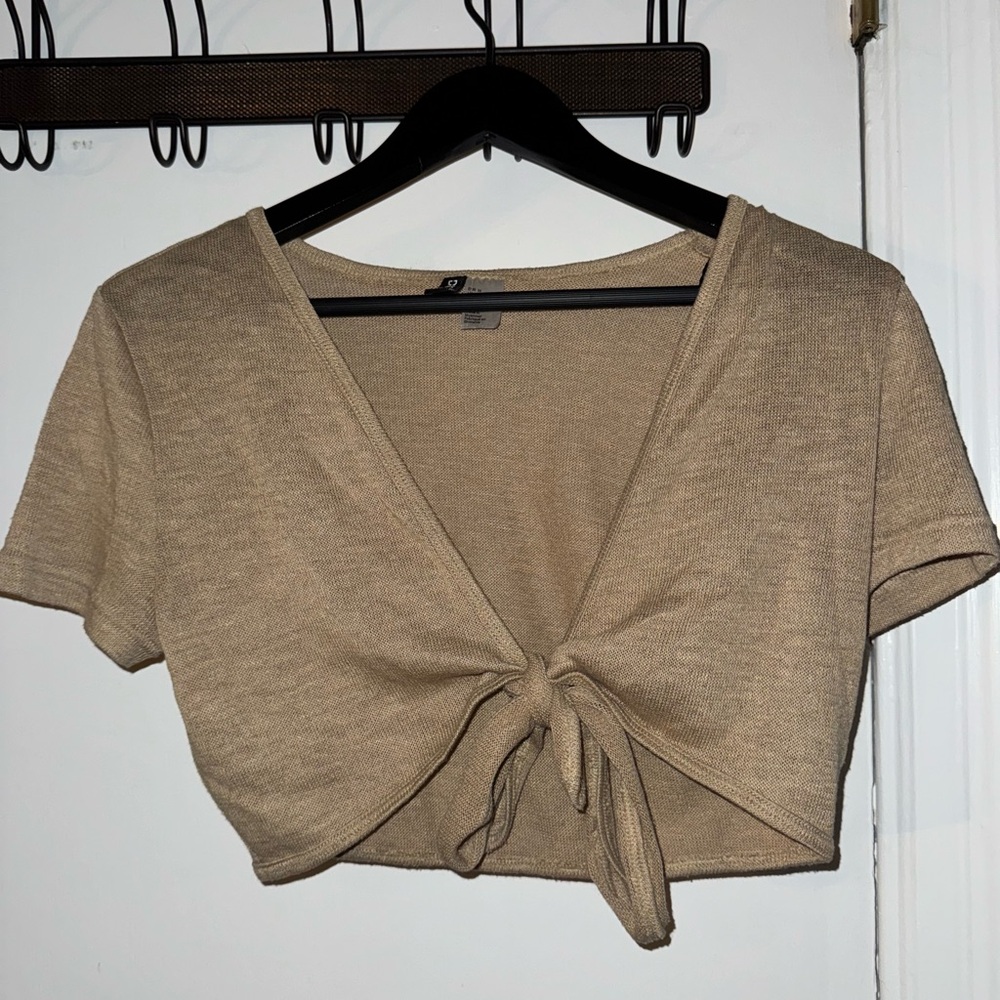 H&M Tan Tie-Front Crop Top